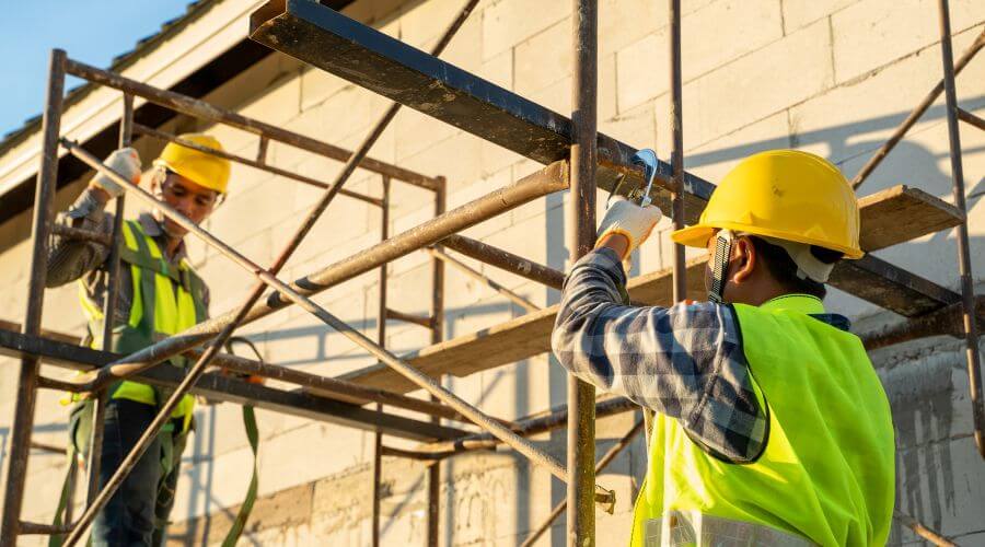 Professional fairlawn roofing services in Croton, OH